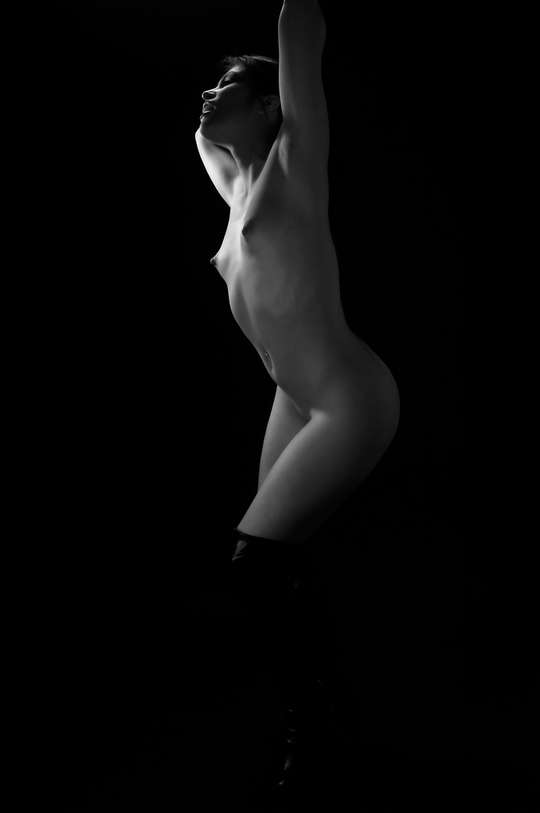 Artistic Nude Figure models: photo of American Artistic Nude Figure model Thea Marie from , USA