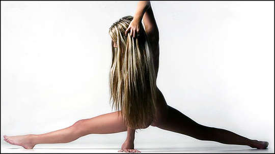 Artistic Nude Figure models: photo of English (UK) Artistic Nude Figure model Wendy Jayne from Lichfield, UK (England)