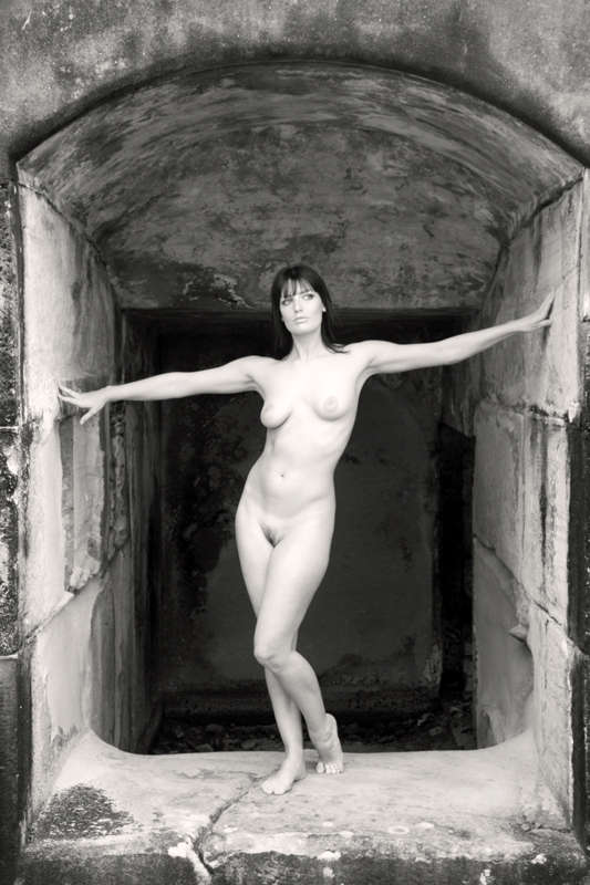 Artistic Nude Figure models: photo of Australian Artistic Nude Figure model Emma Galliano from , Australia