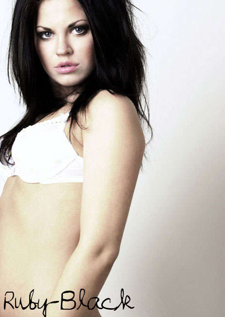 Fashion models: photo of English (UK) Fashion model Monica Harris from , UK (England)