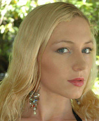Fashion models: photo of Australian Fashion model Star-miribai from Gold Coast, Australia