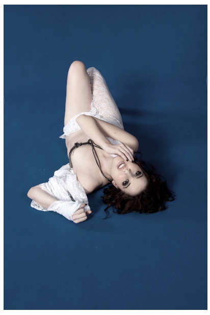 Nude models: photo of Australian Nude model Edie Valentine from , Australia