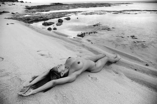 Artistic Nude Figure models: photo of American Artistic Nude Figure model Eva from , USA