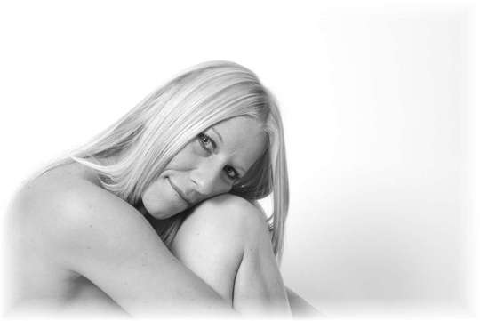 Artistic Nude Figure models: photo of English (UK) Artistic Nude Figure model xxprincessxx from , UK (England)