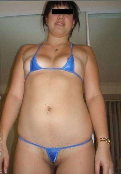 Swimsuit models: photo of Australian Swimsuit model Bella from , Australia