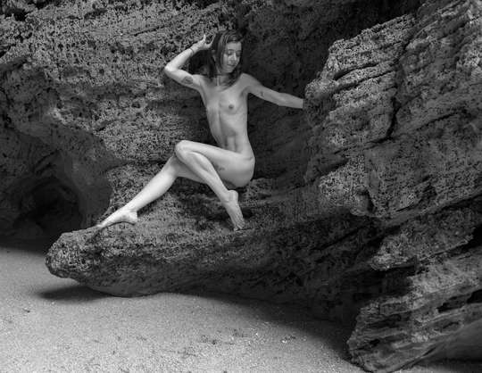 Artistic Nude Figure models: photo of Australian Artistic Nude Figure model Emma B from , Australia